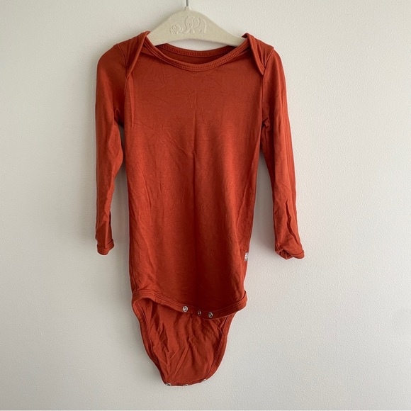 Kyte BABY Other - Kyte Baby Rust Bodysuit | Size 18-24 Months Like New